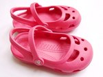 crocs-pink.jpg